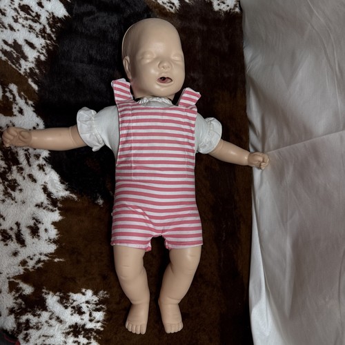Laerdal manakin baby - laerdal,